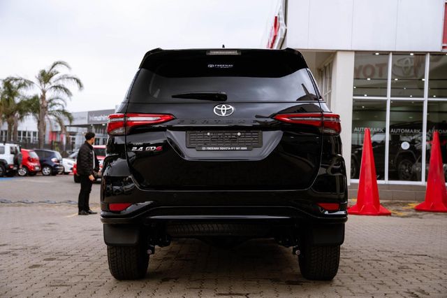 2026 Toyota Fortuner 2.4 GD-6 R/B Auto, photo 5
