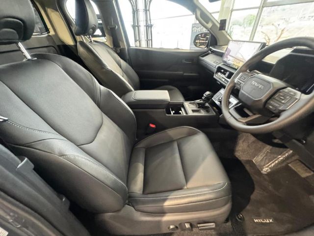 2026 Toyota Hilux 2.8 GD-6 RB Raider X Auto Extended Cab, photo 5