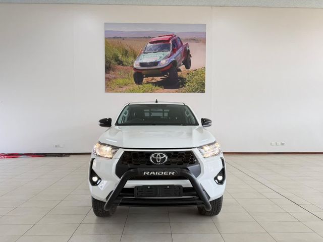 2025 Toyota Hilux 2.4 GD-6 Raider 4x4 Auto Double-Cab, photo 2