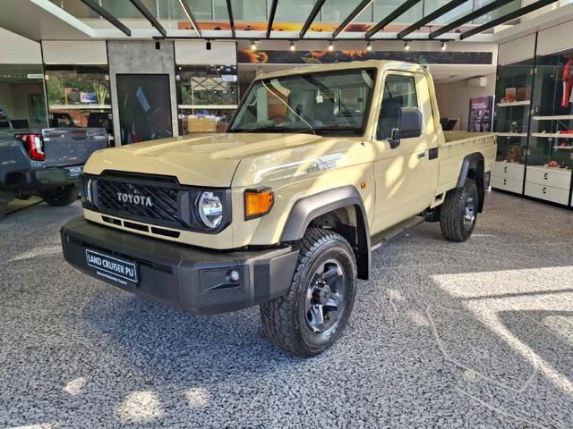 2026 Toyota Land Cruiser 79 4.2 D Single-Cab