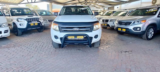 2015 Ford Ranger 2.2 TDCi XLS 4x4 Double-Cab, photo 2