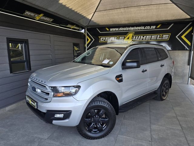2017 Ford Everest 2.2 TDCi XLS Auto, photo 2