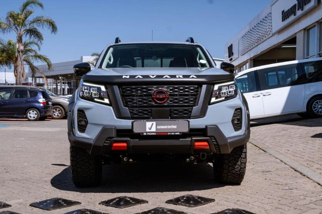 2026 Nissan Navara 2.5DDTi PRO-4X Warrior 4x4 Double-Cab Auto, photo 2