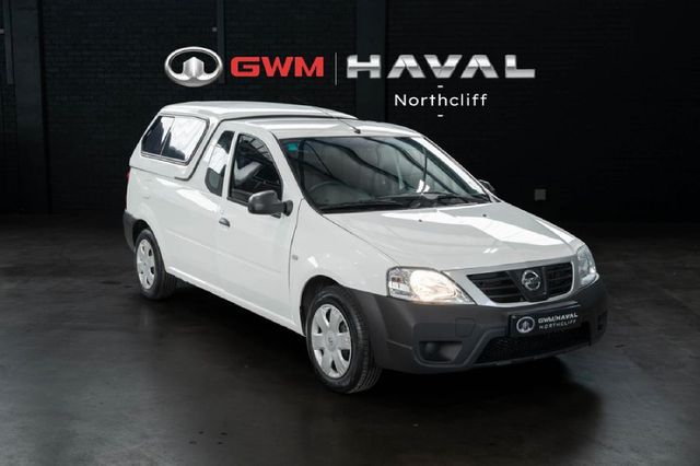 2024 Nissan NP200 1.6 A/C Safety Pack