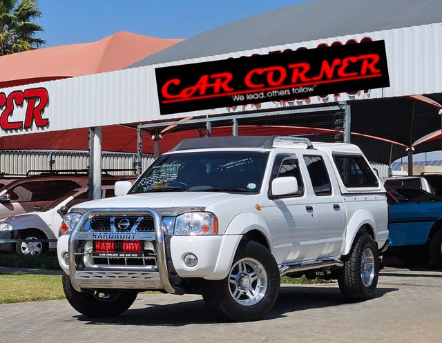 2008 Nissan Hardbody 3300i V6 SEL Double-Cab