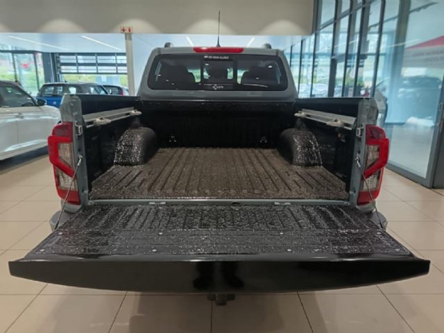 2026 Nissan Navara 2.5 DDTi PRO-4X 4X4 Auto Double-Cab, photo 5