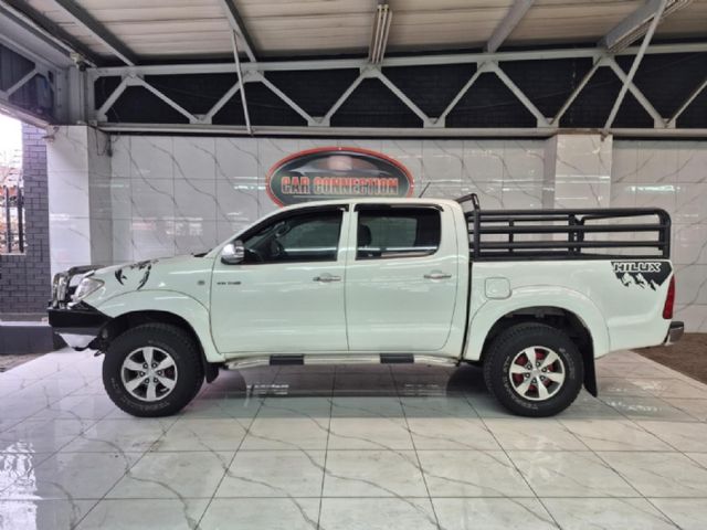 2011 Toyota Hilux 3.0 D-4D Raider 4x4 Auto Double-Cab, photo 4