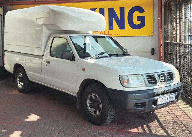2005 Nissan Hardbody 2400i LWB Single-Cab