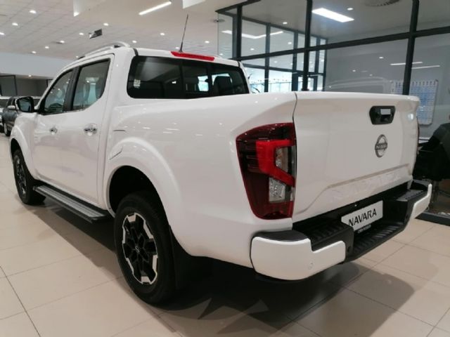 2026 Nissan Navara 2.5D LE 4X2 Double Cab Auto, photo 3