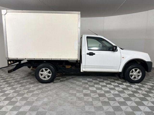 2010 Isuzu KB 250D Fleetside Single-Cab, photo 4