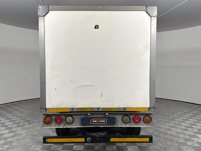 2010 Isuzu KB 250D Fleetside Single-Cab, photo 5