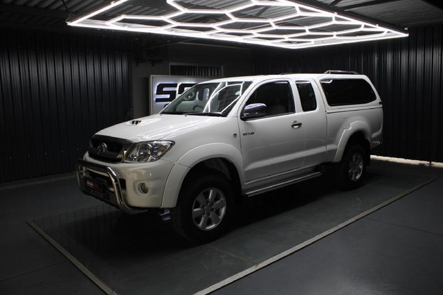 2011 Toyota Hilux 3.0 D-4D Raider Xtra-Cab