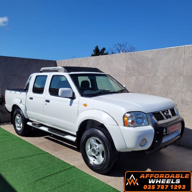 2009 Nissan NP300 2.4i Hi-Rider Double-Cab