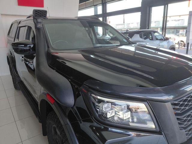2023 Nissan Navara 2.5 DDTi LE 4X4 Double-Cab, photo 4