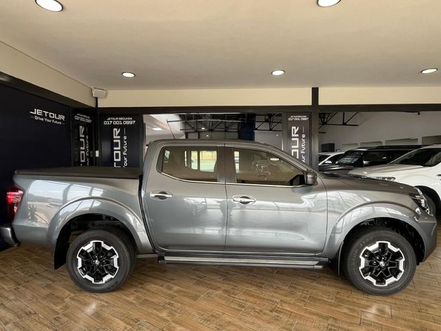 2023 Nissan Navara 2.5 DDTi LE Plus Auto Double-Cab, photo 3