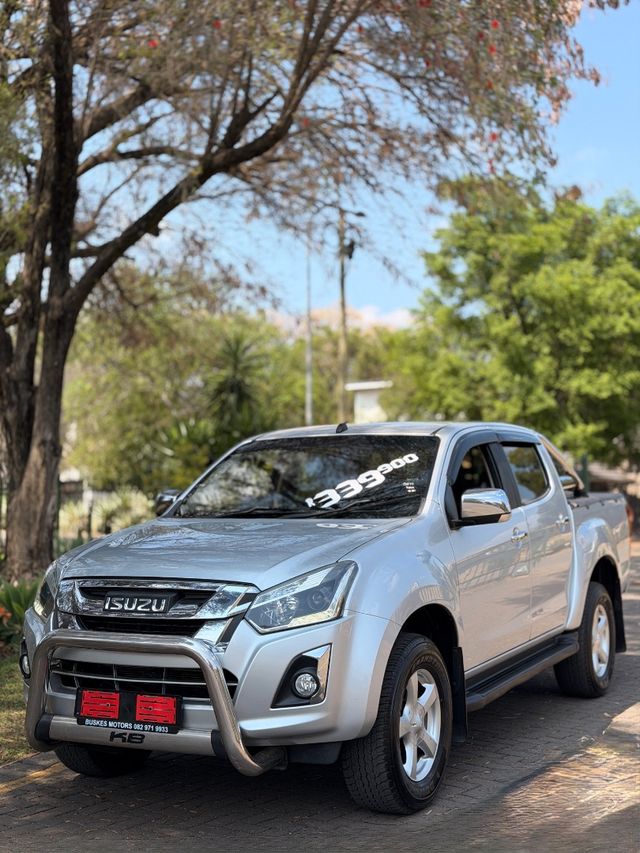 2019 Isuzu KB 300 D-Teq LX Auto Double-Cab, photo 2