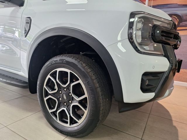 2026 Ford Ranger 3.0D V6 Wildtrak 4x4 Auto Double-Cab, photo 2