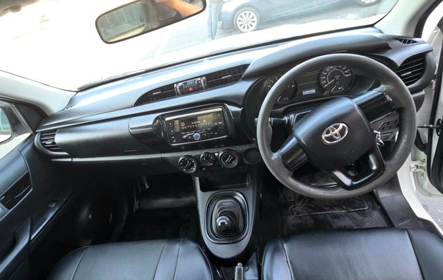 2018 Toyota Hilux Vvti, photo 3