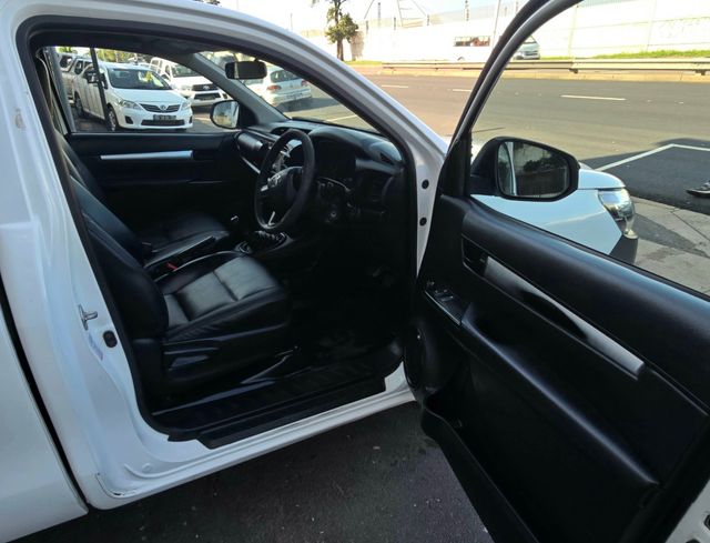 2018 Toyota Hilux Vvti, photo 4
