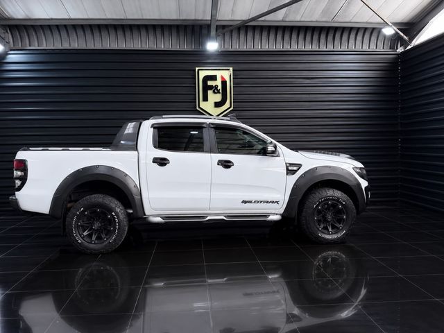 2015 Ford Ranger 3.2 TDCi Wildtrak Auto Double-Cab, photo 2