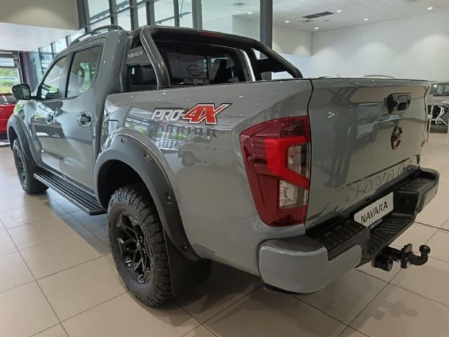 2026 Nissan Navara 2.5DDTi PRO-4X Warrior 4x4 Double-Cab Auto, photo 3