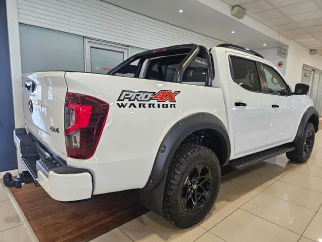 2026 Nissan Navara 2.5 DDTi PRO-4X 4X4 Auto Double-Cab, photo 4