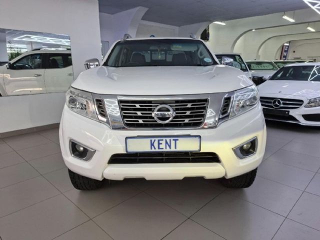 2020 Nissan Navara 2.3D LE 4x4 Auto Double-Cab, photo 2