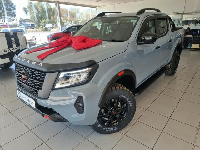 2026 Nissan Navara 2.5 DDTi PRO-2X Auto Double-Cab, photo 3