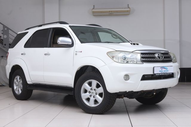 2011 Toyota Fortuner 3.0 D-4D Raised Body 4x4