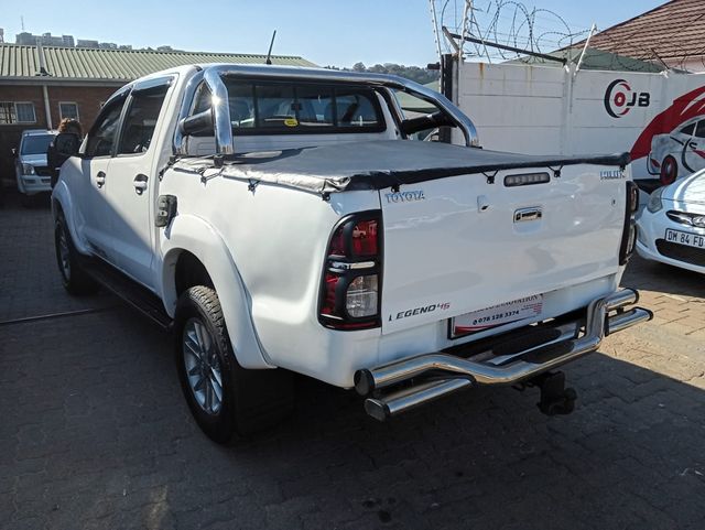 2015 Toyota Hilux 3.0 D-4D Legend 45 Raised Body Double-Cab, photo 5
