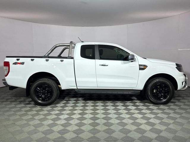 2022 Ford Ranger 2.2 TDCi XLS 4x4 Auto SuperCab, photo 4