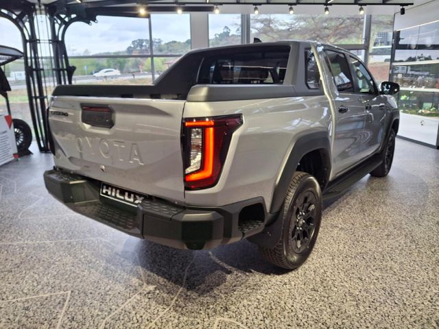 2026 Toyota Hilux 2.8 GD-6 RB Legend Auto Double-Cab (Mhev), photo 5