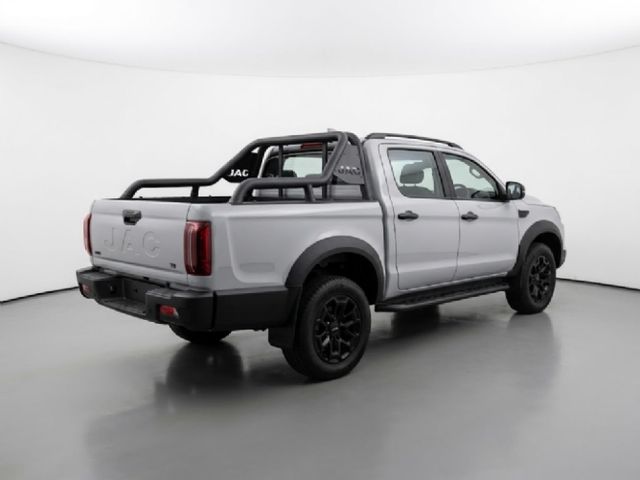 2026 JAC T9 2.0 CTI Black Edition 4x4 Auto Double-Cab, photo 3