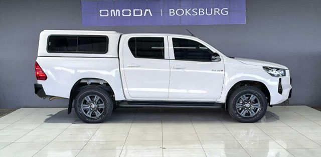 2025 Toyota Hilux 2.4 GD-6 Raider 4x4 Auto Double-Cab, photo 4