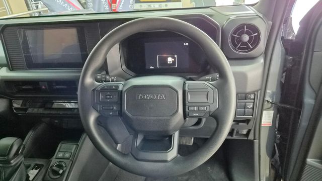 2026 Toyota Land Cruiser FJ 2.7 GX Auto