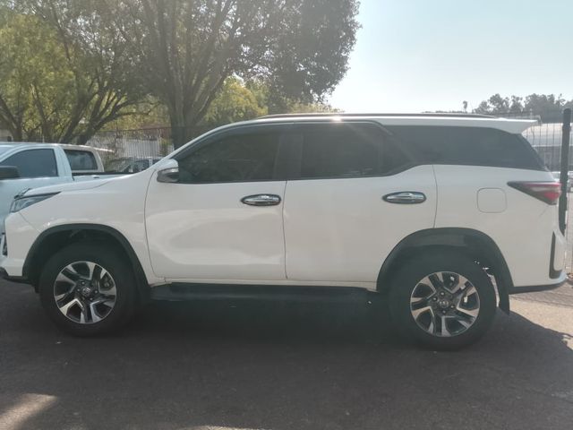 2024 Toyota Fortuner 2.4 GD-6 Raised Body Auto, photo 4