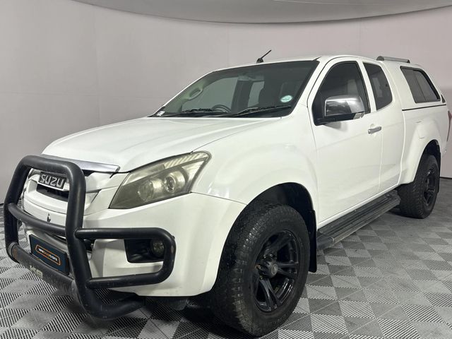 2015 Isuzu KB 300 D-Teq LX Extended Cab