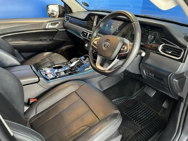 2025 Foton Tunland 2.0T G7 Luxury 4x4 Double-Cab Auto, photo 5