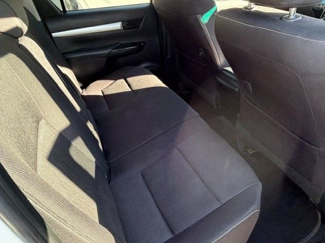 2022 Toyota Hilux 2.4 GD-6 Raider 4x4 Double-Cab, photo 2