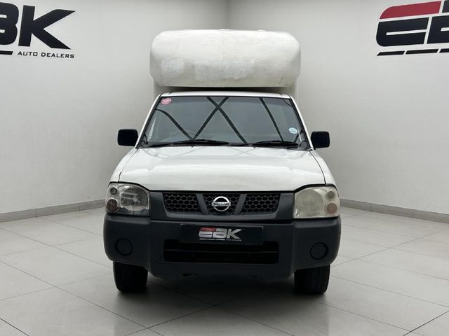 2015 Nissan NP300 2.0i LWB Single-Cab, photo 2