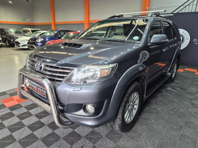 2012 Toyota Fortuner 3.0 D-4D 4x4 Auto, photo 4