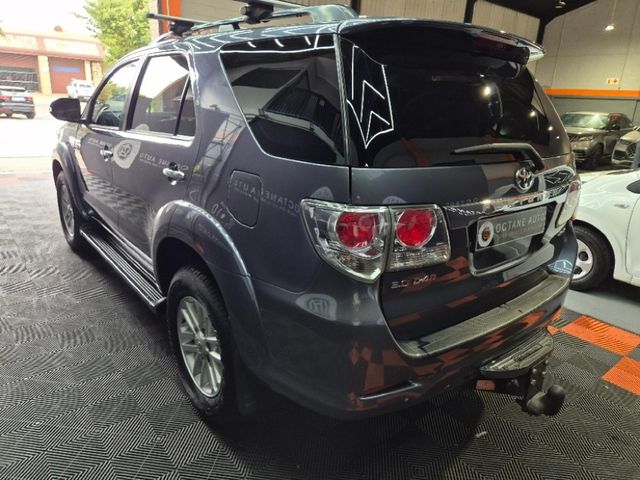 2012 Toyota Fortuner 3.0 D-4D 4x4 Auto, photo 5