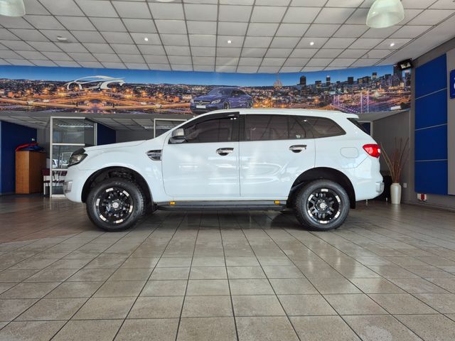 2016 Ford Everest 2.2 TDCi XLT Auto, photo 2