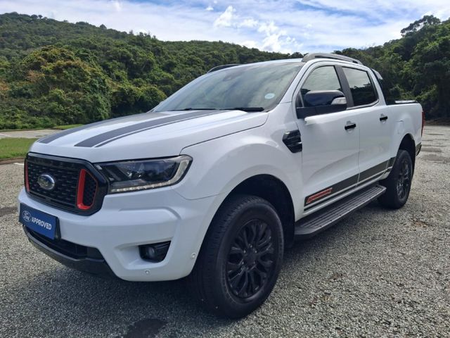 2023 Ford Ranger 2.0D Bi-Turbo Stormtrak Auto Double-Cab, photo 3