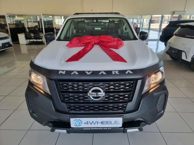 2022 Nissan Navara 2.5 DDTi SE Single-Cab, photo 2