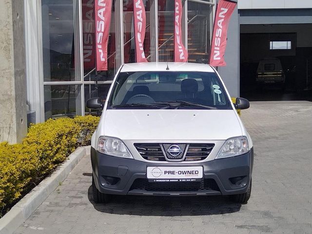 2020 Nissan NP200 1.6 A/C Safety Pack, photo 2