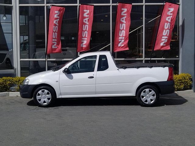 2020 Nissan NP200 1.6 A/C Safety Pack, photo 3