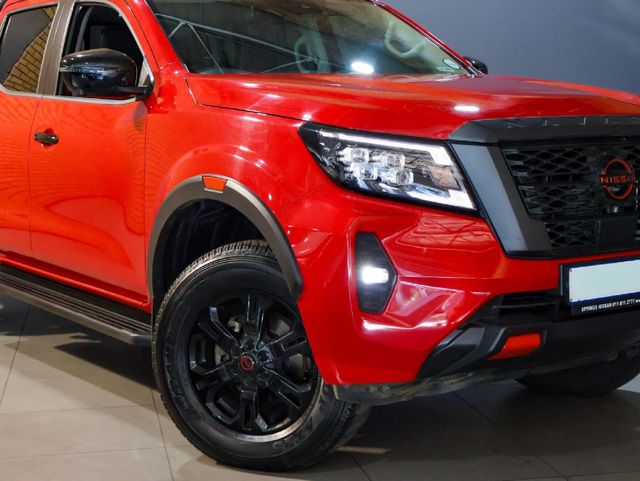 2025 Nissan Navara 2.5 DDTi PRO-2X Auto Double-Cab, photo 2