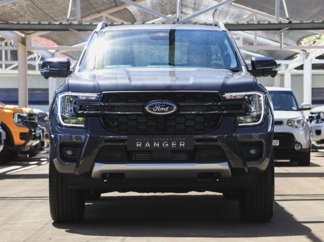 2026 Ford Ranger 3.0D V6 Wildtrak 4x4 Auto Double-Cab, photo 2