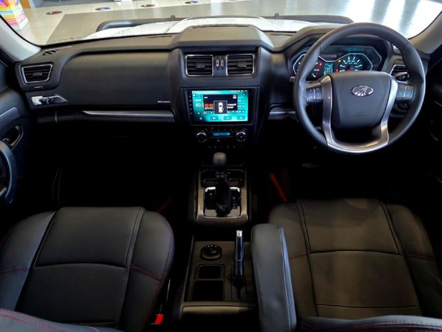 2026 Mahindra Pik Up 2.2 mHawk S11 Dew 4x4 Auto Double-Cab, photo 3